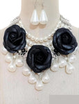 Flower pearl black and white necklace set