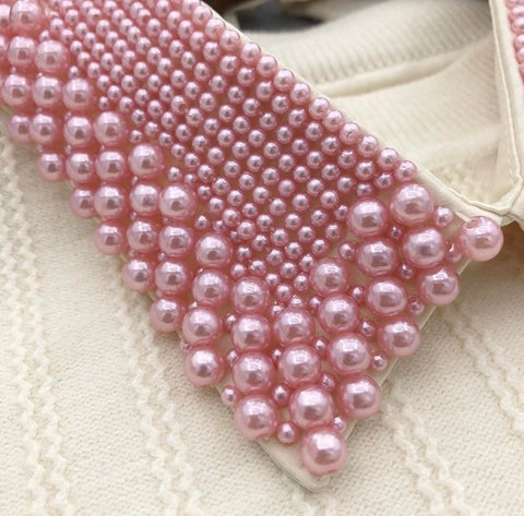 Pink pearl collar