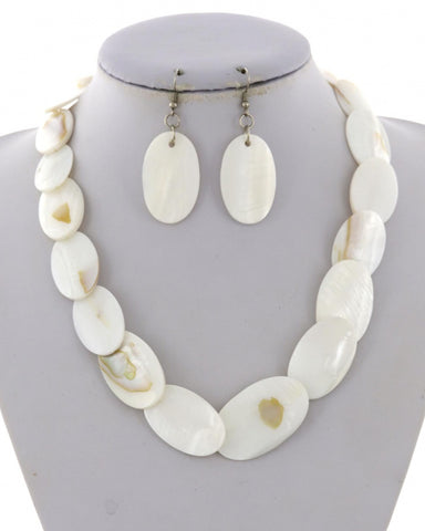 Shell Necklace in White