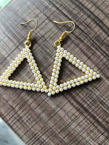 Cream pearl triangle earrings