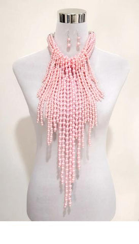Pink tier pearl necklace